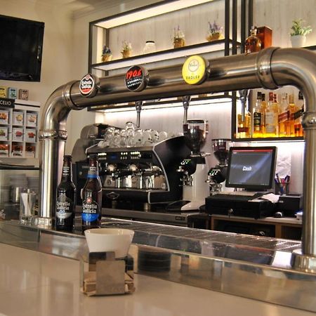 Hotel Reigosa ポンテベドラ エクステリア 写真