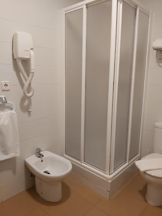 Hotel Reigosa ポンテベドラ エクステリア 写真