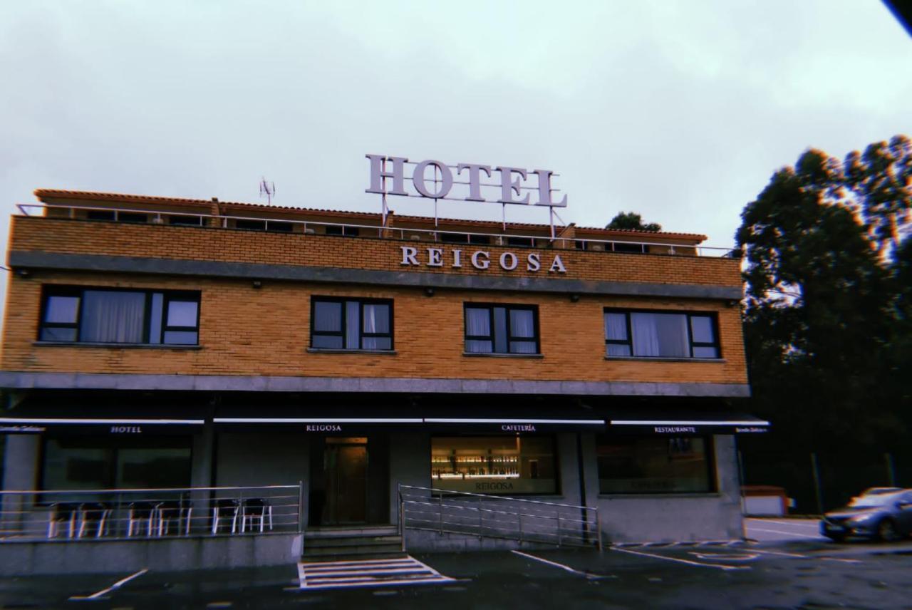 Hotel Reigosa ポンテベドラ エクステリア 写真