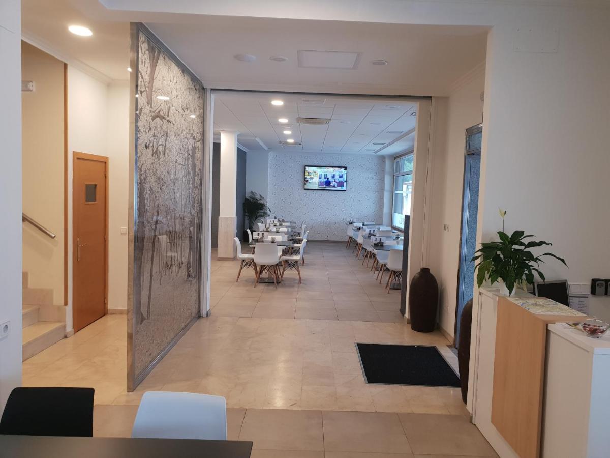 Hotel Reigosa ポンテベドラ エクステリア 写真